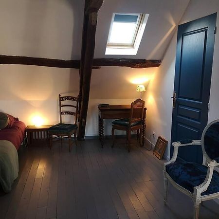 Villa Au Coeur De Mortagne, Un Balcon Sur Le Perche Exterior foto